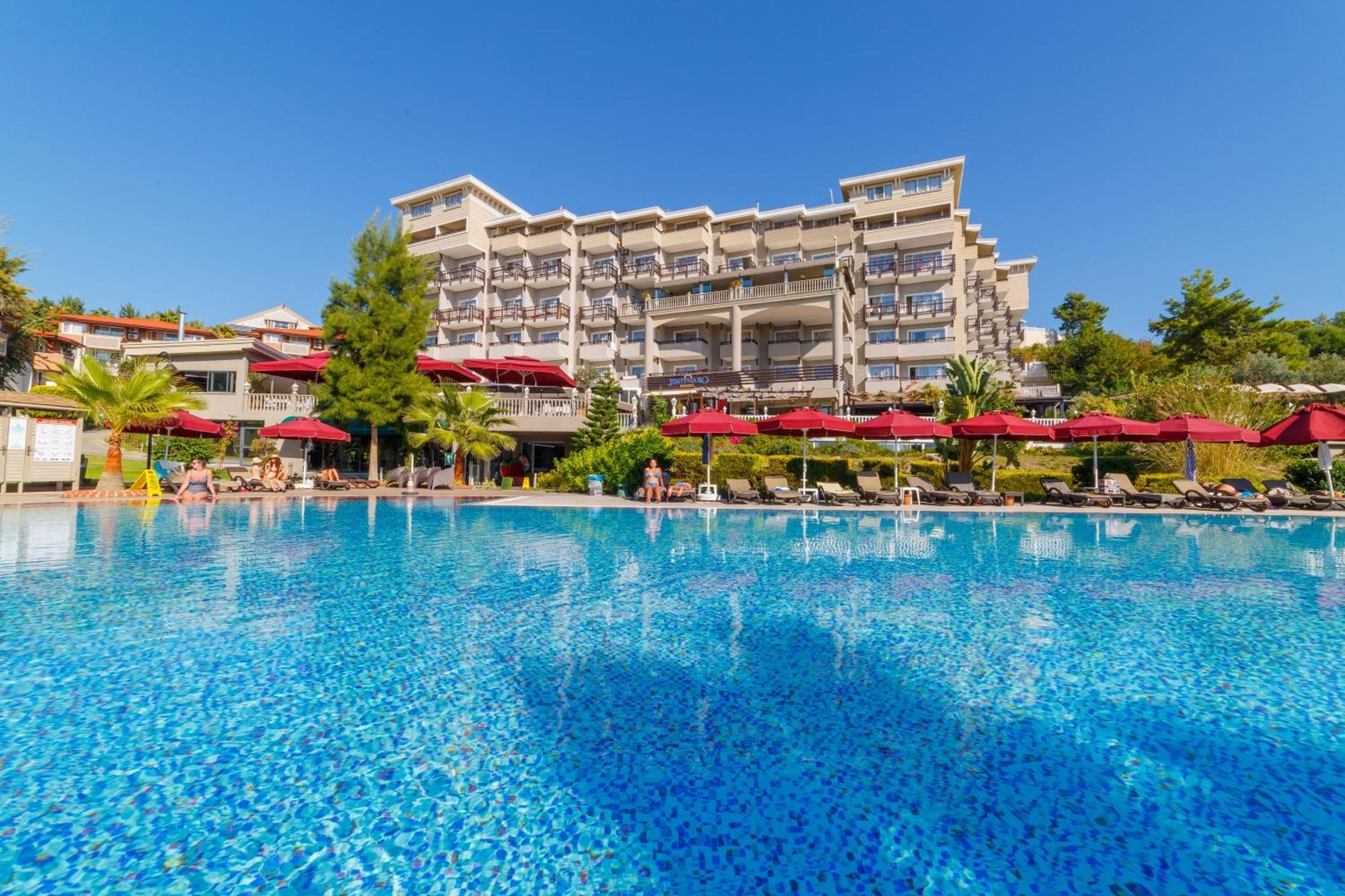 Justiniano Theodora Resort Okurcalar Extérieur photo