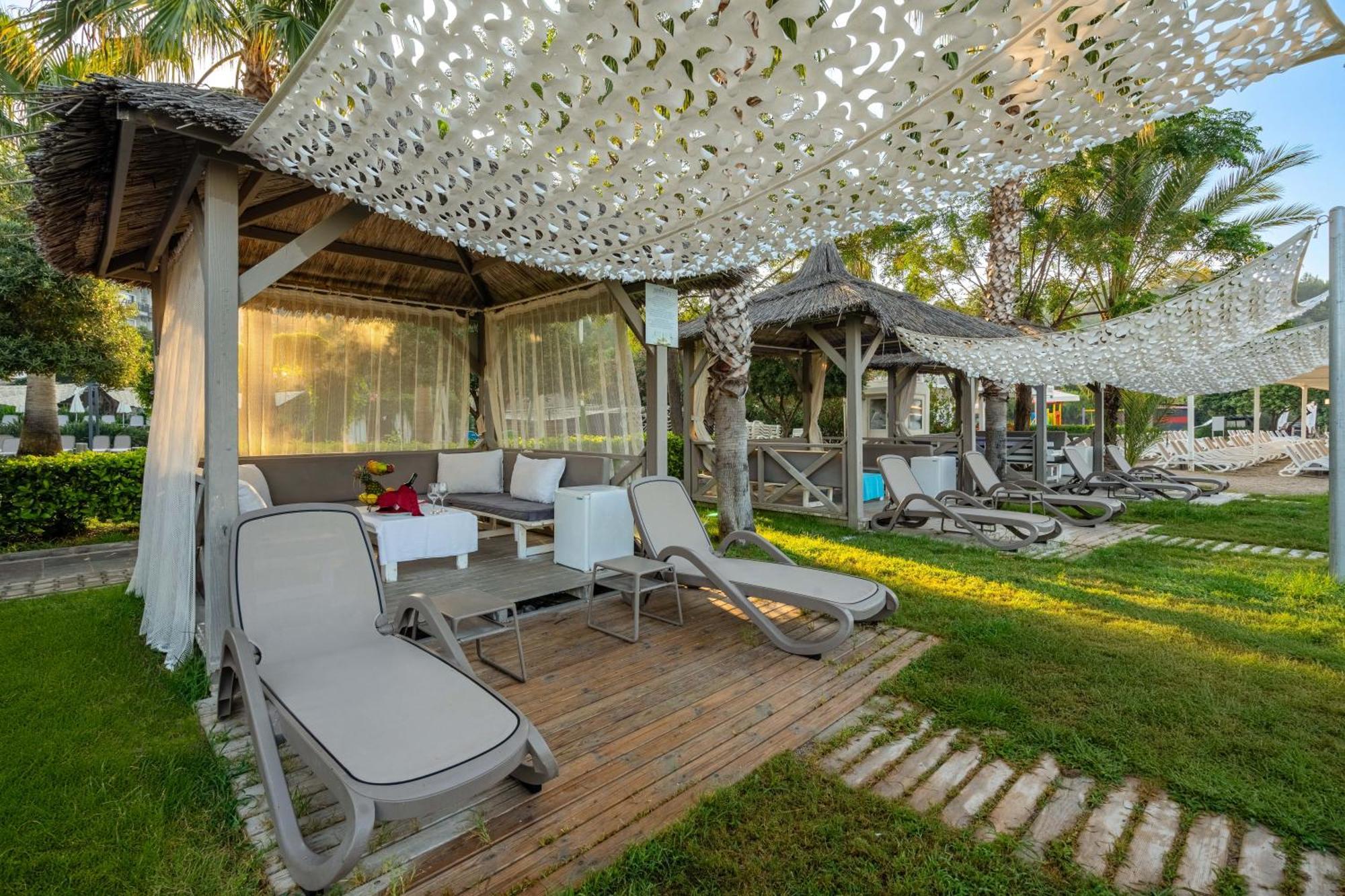 Justiniano Theodora Resort Okurcalar Extérieur photo